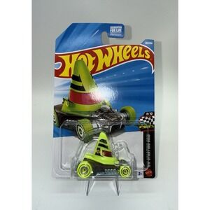 Hot Wheels Treasure Hunt Cone Shaker HW Starting Grid Car Mattel NEW